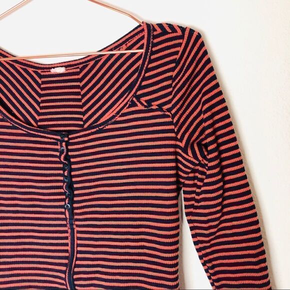 EUC Urban Outiftters Striped Waffle Knit Top Small - Picture 3 of 5